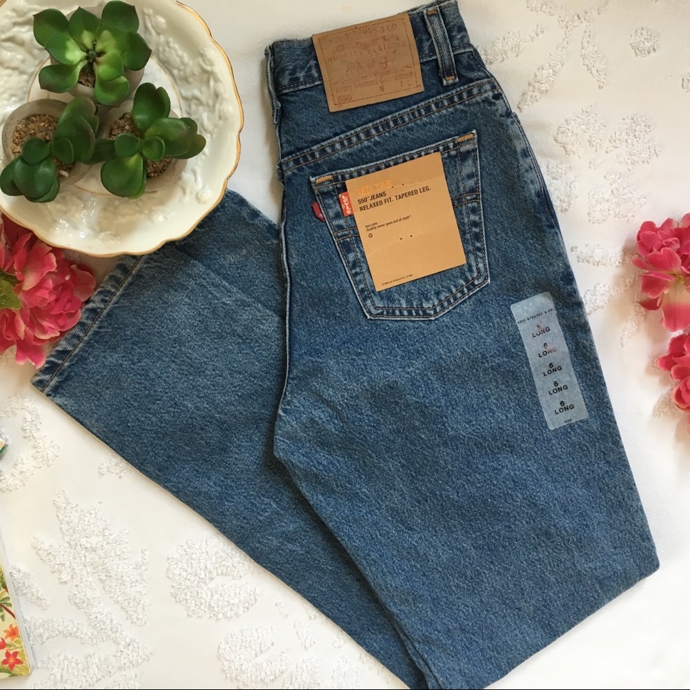 NWT Vintage Levi’s 550 High Waist Tapered Leg Jean